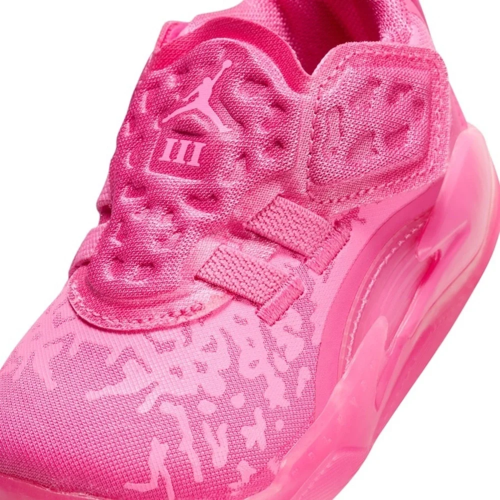 Toddler Jordan Brand Pink Zion 3 Basketball Shoes. NWT in box!